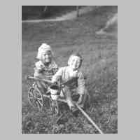 050-0044 Die Kinder John im Sommer 1937.JPG